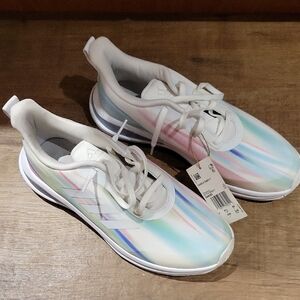 NWT: adidas FortaRun Graphic K Training